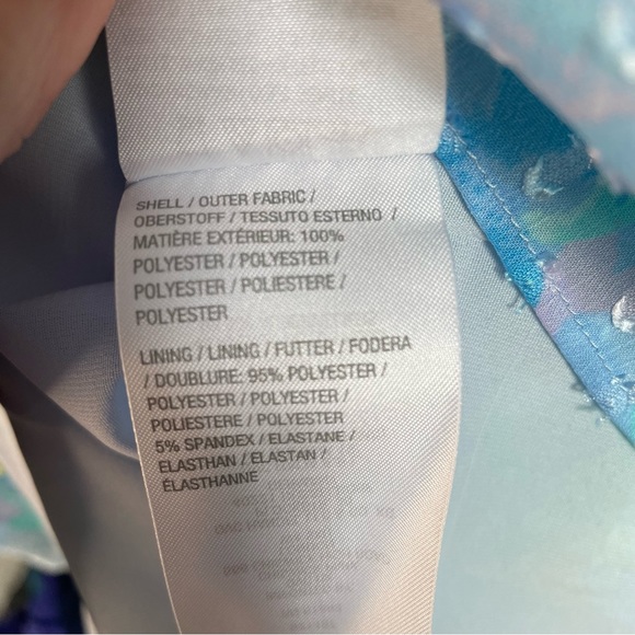 Isaac Mizrahi Women’s Blue Abstract Floral Textured Bell Sleeve Blouse Size 16 - Picture 10 of 13